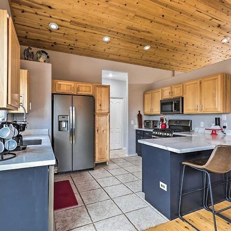 Elkwood Lodge Star Valley Cabin With Hot Tub Payson Exteriör bild