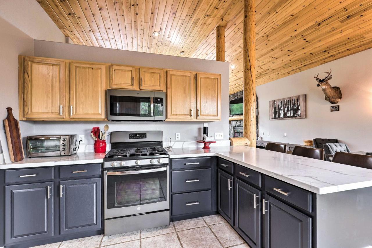 Elkwood Lodge Star Valley Cabin With Hot Tub Payson Exteriör bild